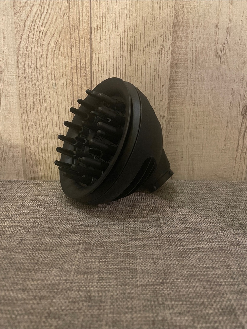 Dyson airwrap ACCESSORIES ONLY and case - Picture 4 of 10